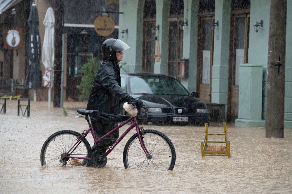 Extreme weather conditions in Volos  / HATZIPOLITIS NICOLAOS