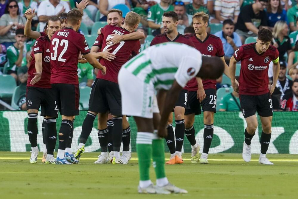 Betis  -  Sparta Praga  / JOSÉ MANUEL VIDAL