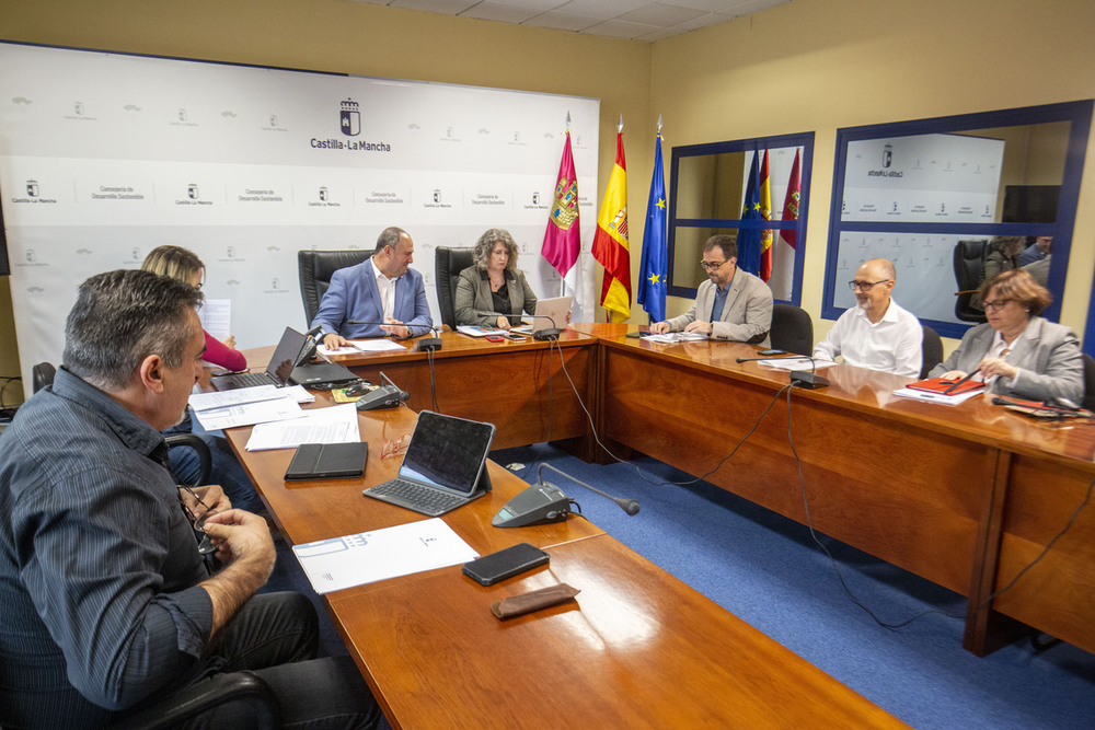 Reunión de coordinación entre los equipos de Agricultura y los de Desarrollo Sostenible.