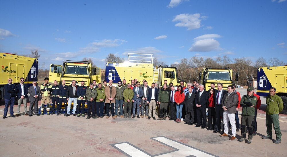Emiliano García-Page ha visitado este viernes el Centro Operativo Provincial de incendios forestales (COP) ‘El Serranillo’.