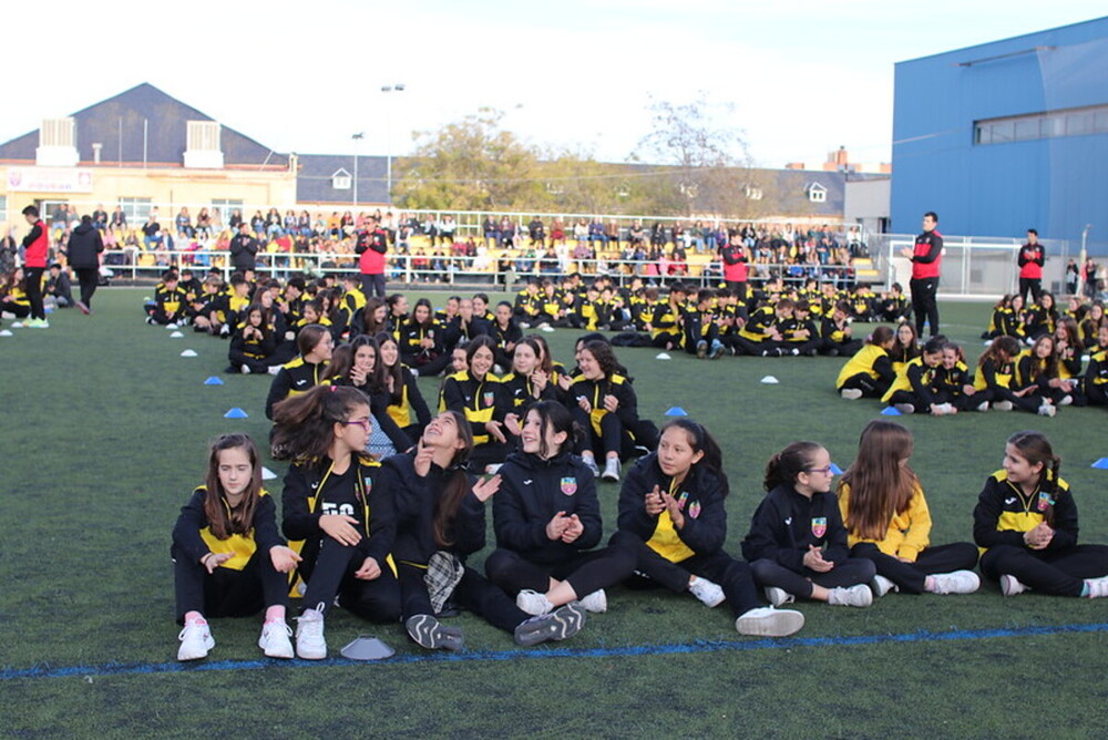 Acto de presentación de los equipos del club deportivo Salesianos Guadalajara.