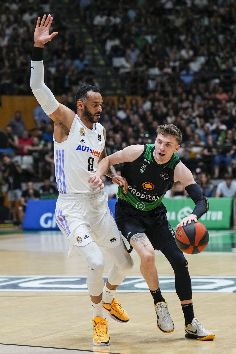 JOVENTUT / REAL MADRID  / ALEJANDRO GARCIA