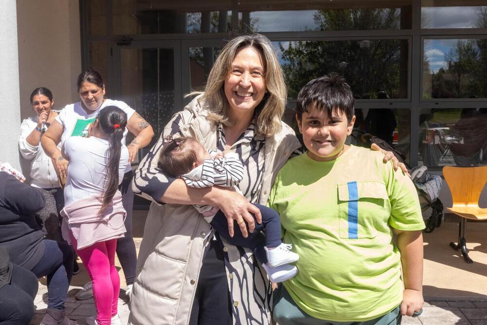 Imágenes de la jornada celebrada ayer por la comunidad gitana de la capital.