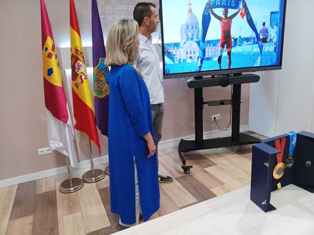 Recepción institucional al deportista paralímpico Dani Molina 