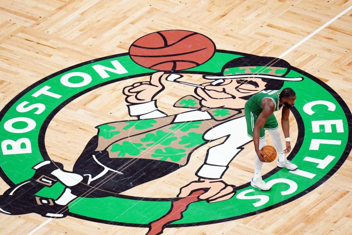 NBA: Finals-Dallas Mavericks at Boston Celtics  / DAVID BUTLER II