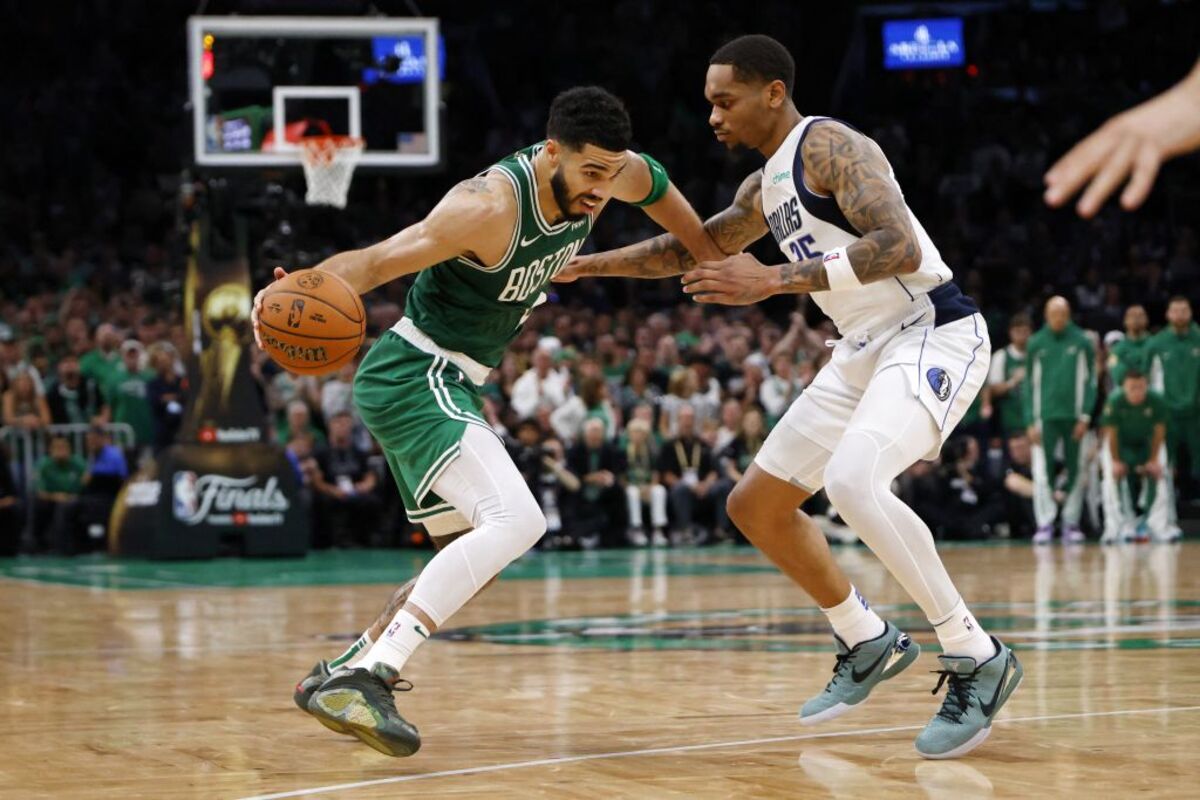 NBA: Finals-Dallas Mavericks at Boston Celtics  / PETER CASEY