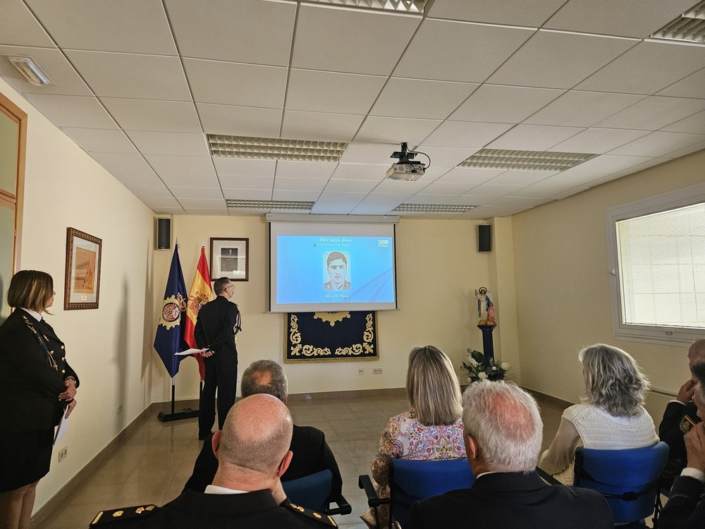 Acto de conmemoración de una efeméride más en el Cuerpo de la Policía Nacional