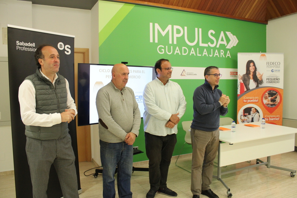 En los talleres han participado 150 comerciantes. 