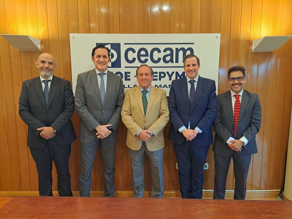 Cecam y Banco Sabadell firman un convenio para apoyar a pymes