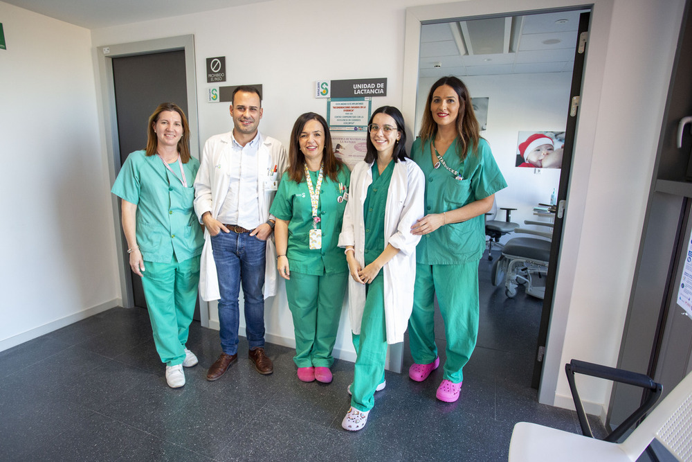 Sonia Pomeda visita a las familias después del alumbramiento para asesorar a las familias dentro del tipo de alimentación escogida o deseada.