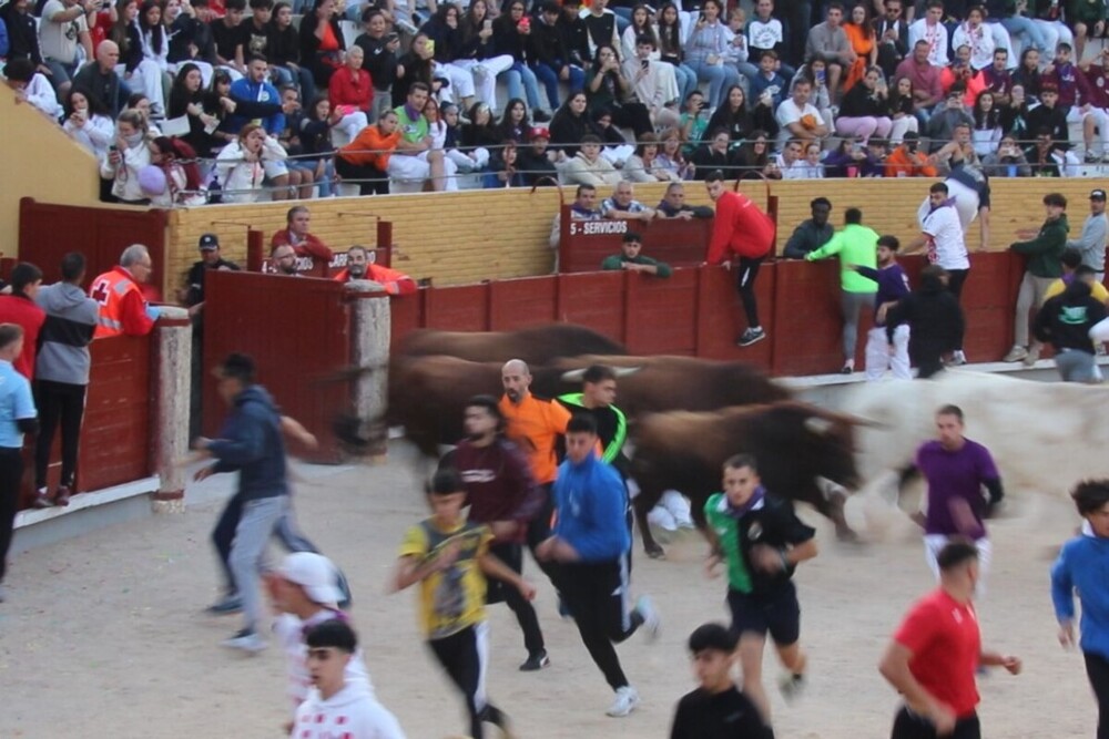 La capital celebró un primer encierro trepidante