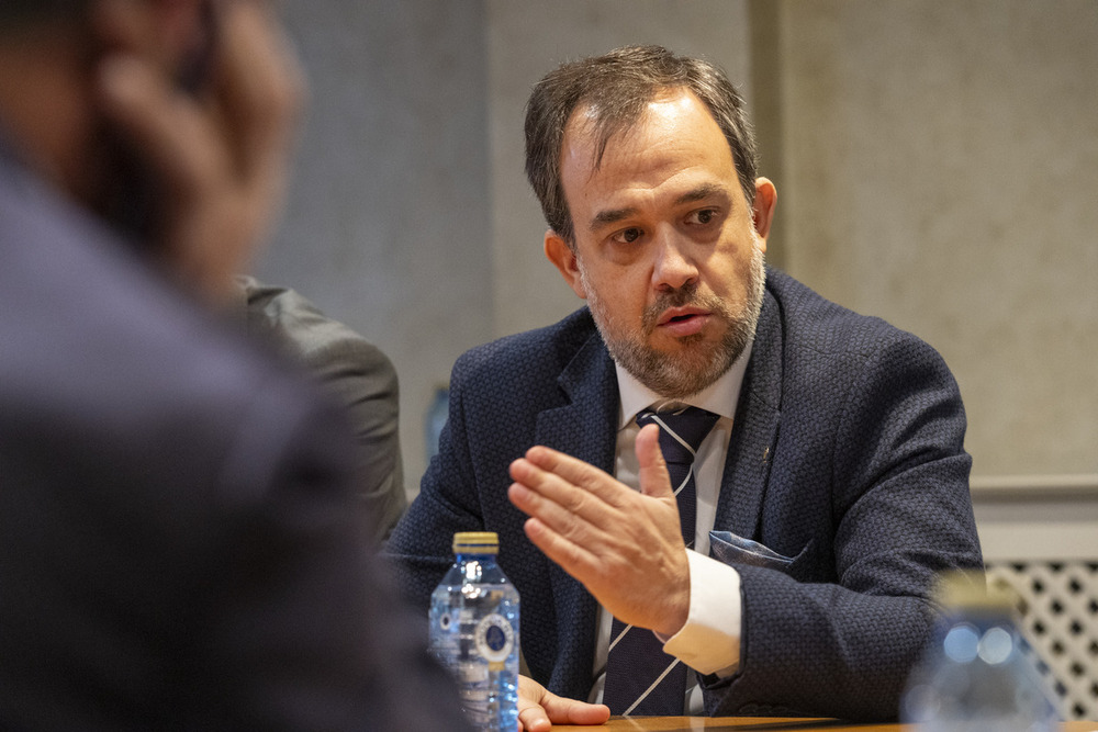 «Ninguna de estas herramientas te van a entender como tu médico o farmacéutico», apostilla Francisco Javier Jimeno, presidente del Colegio de Farmacéuticos de Toledo