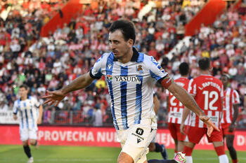 La Real Sociedad liquida al colista