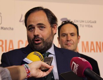 Núñez niega un acuerdo para subir número de diputados en CLM