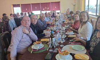 Los jubilados de Cabanillas celebran su comida de Navidad