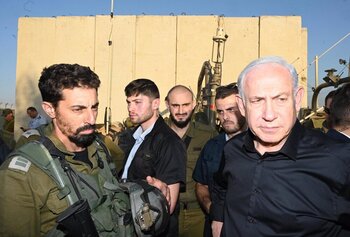 Netanyahu visita por primera vez los kibutz de Beeri