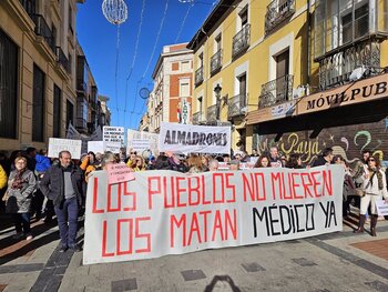 La plataforma 'Médico ya' salió a las calles de la capital