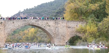 Auñón acogió una multitudinaria prueba de piragüismo