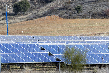 El Gobierno desestima dos parques fotovoltaicos y uno eólico