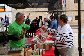 Mercado del Libro Segunda Mano de Fuentenovilla cumple 10 años