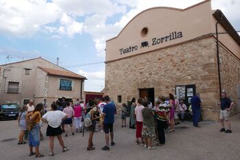 Milmarcos abraza el cine lento llenando su teatro