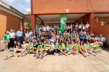 Diputación y ADEAC entregan 8 Banderas Verdes de Ecoescuelas