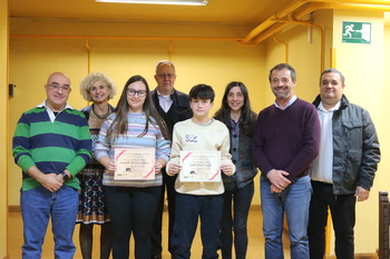 Aitor Pérez y Andrea Álvarez, ganadores del Concurso de Poesía