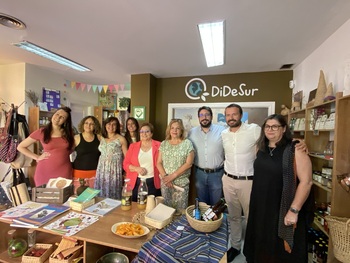 La viceconsejera de Servicios Sociales visita DiDeSur