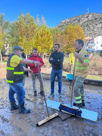 Efectivos del Plan Infocam trabajan en Villel de Mesa