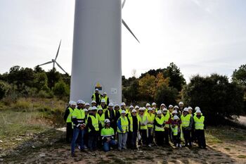 Naturgy acerca las renovables a los vecinos de Canredondo