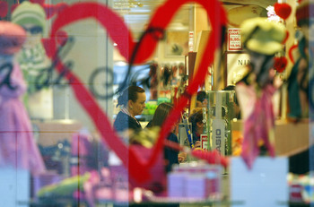 FCG lanza la campaña comercial 'Por San Valentín, compra aquí'