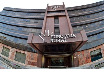 Eurocaja concede una gratificación especial a su plantilla