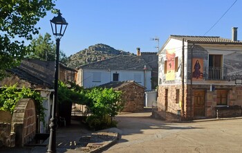 Un bonito mural subraya el esfuerzo de las mujeres serranas