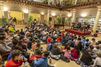 La Biblioteca del Estado conmemora sus dos décadas en Dávalos