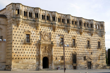 Así fue el traslado de la Biblioteca: de palacio a palacio