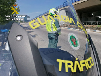 Investigan a 29 conductores por circular con permiso retirado