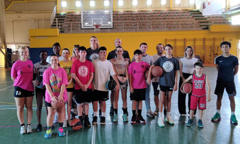 Luci Pascua visita el Campus de Baloncesto de Cabanillas