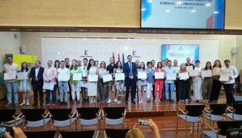 CLM premia a 21 estudiantes extraordinarios de FP